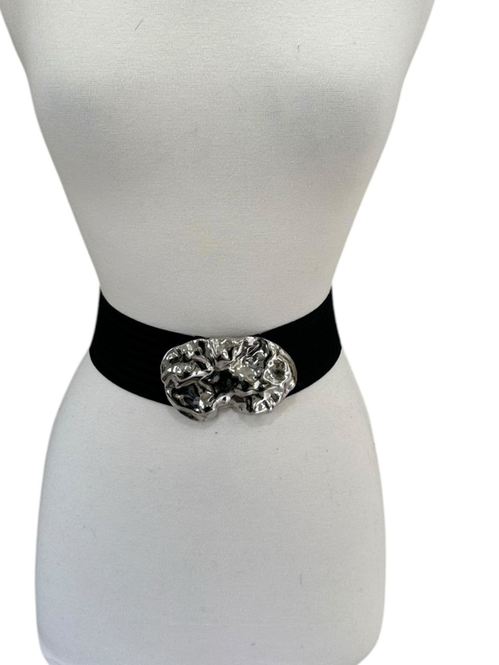 VTG Charmant of Beverly Hills Abstract Silver Tone Buckle +1 Black Stretch Belt